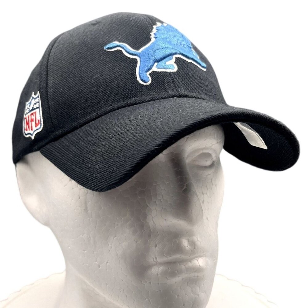 Authentic Sideline NFL Detroit Lions One Size Adjustable Hook and Loop Hat Cap